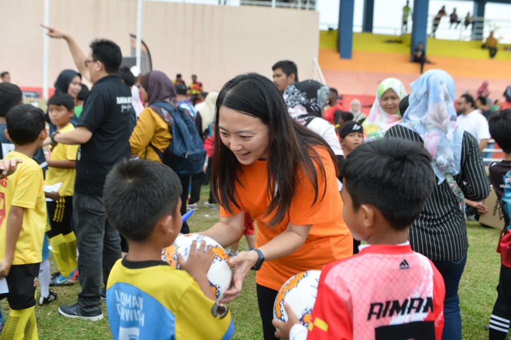 Sekolah boleh anjur hari sukan di Stadium Bukit Jalil secara percuma – Hannah Yeoh