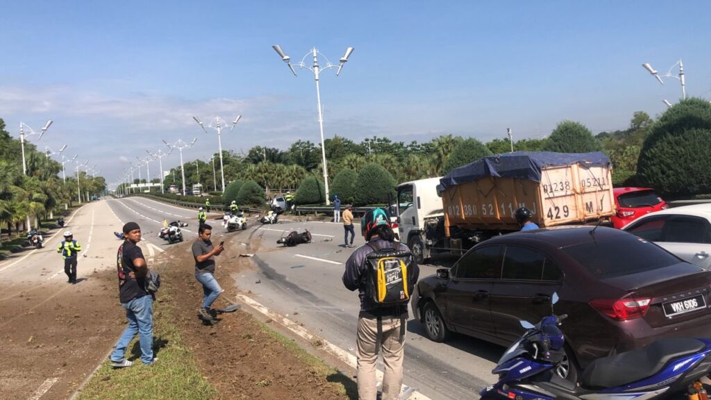 Dua maut, lori rempuh 11 kenderaan di Putrajaya