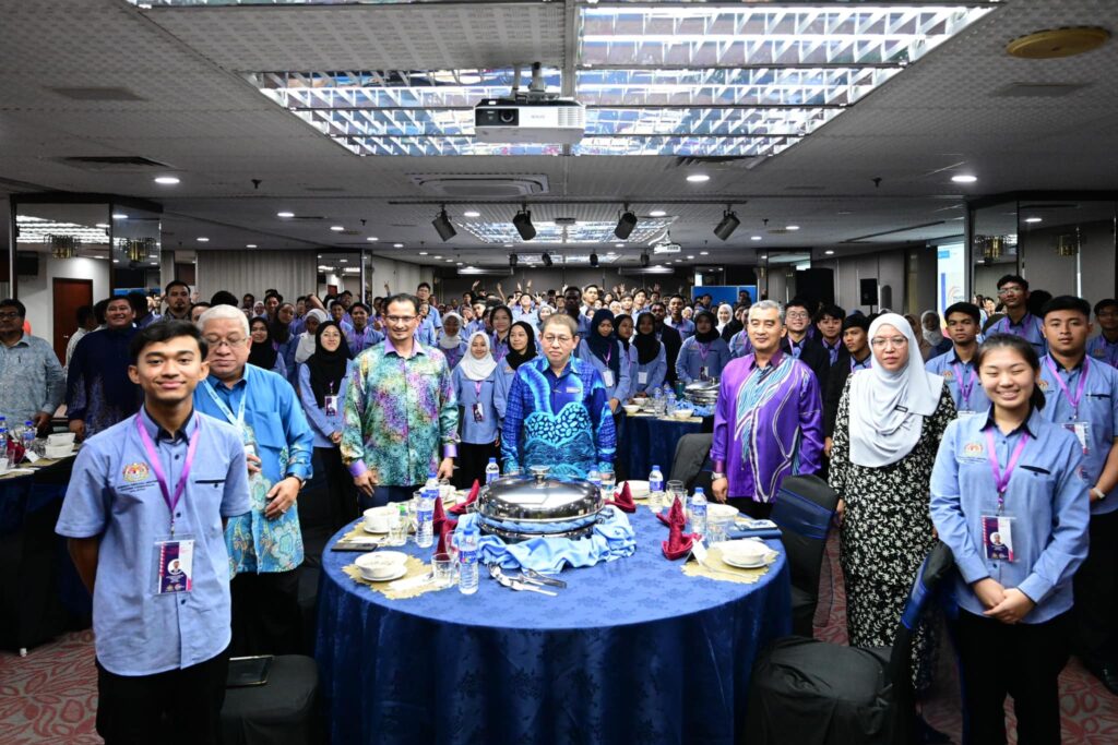 150 belia sertai program sembang santai bersama Datuk Bandar Kuala Lumpur