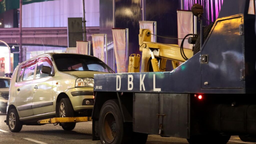 55 pemilik kenderaan dikompaun, 14 ditunda dalam operasi halang di Bukit Bintang – DBKL