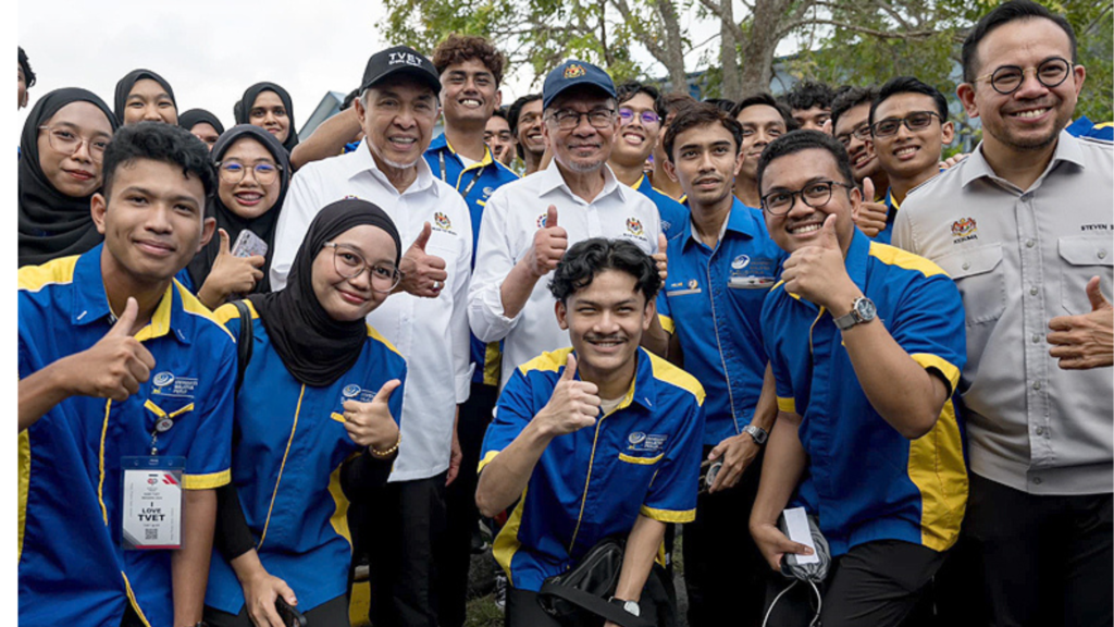 PM Anwar umum RM200 juta sebagai pembiayaan tambahan program TVET